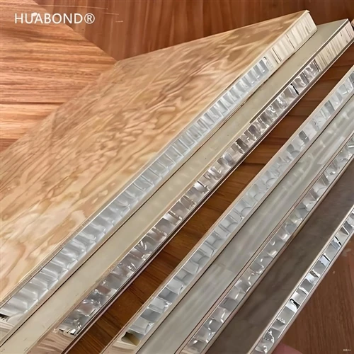 Ga tàu điện ngầm và ga xe lửa: Ứng dụng tấm tổ ong bằng nhôm có độ bền-cao tr...